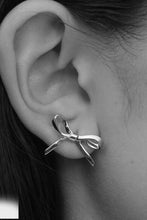 Meadowlark - Bow Stud Earrings Medium, Sterling Silver