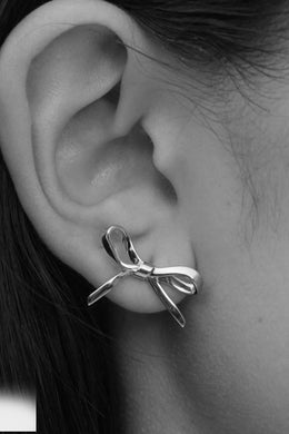 Meadowlark - Bow Stud Earrings Medium, Sterling Silver