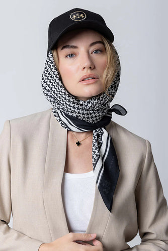 Dark Hampton - Hunter Cashmere Modal Scarf, Black White