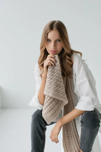 Sophie - Cosy Cable Scarf, Oat