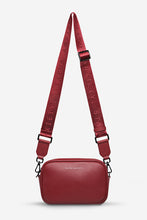 Status Anxiety - Plunder With Webbed Strap, Rouge