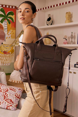 Status Anxiety - Mini Waves Bag, Cocoa