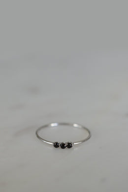 Sophie - Three Rock Ring, Black/Silver