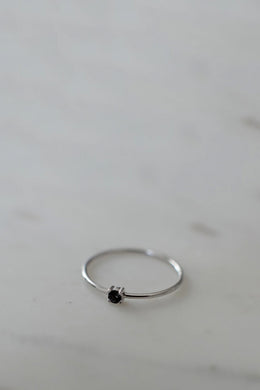 Sophie - Mini Rock Ring, Silver/ Black