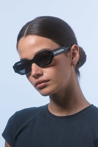 Isle Of Eden - Blake Sunglasses, Black Wire