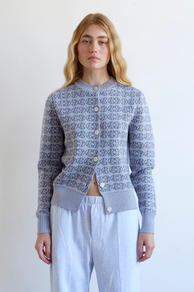 Commonplace – CPD Monogram Cardigan, Sky/Navy