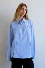 Commonplace – Cortez Shirt, Sky/Maroon Stripe