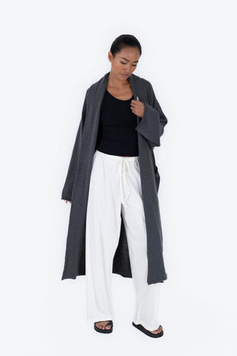 Beiged - Dylan Cardi, Grey