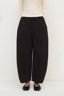 Assembly Label - Lola Barrel Pant, Black