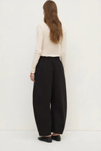 Assembly Label - Lola Barrel Pant, Black