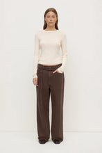 Assembly Label - Loose Fit Jean, Dark Ganache