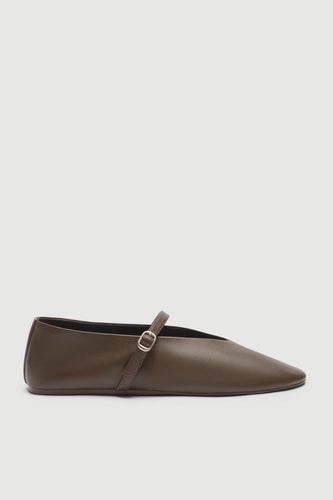 Assembly Label - Millie Leather Ballet Flat, Walnut