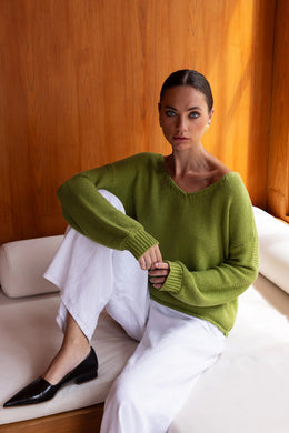 Blak - Keep Me Close Sweater, Apple