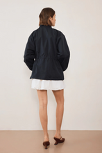 Commonplace - Pull In Nylon Windbreaker, Black