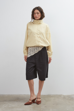 Commonplace - Crochet Triangle Scarf, Cream