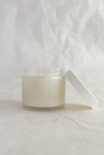 Crushes - Fresh Linen Comforting Candle, 250g