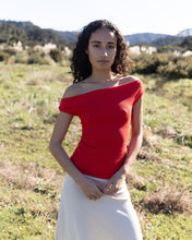 Dominique Healy - Niveah Tee, Scarlet