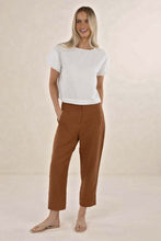 Humidity - Huxe Linen Pant, Tobacco