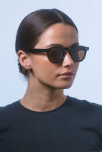 Isle Of Eden - Drew Sunglasses, Black