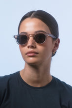 Isle Of Eden - Drew Sunglasses, Sand