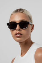 Isle Of Eden - Harley Sunglasses, Grey