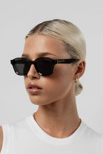 Isle Of Eden - Harley Sunglasses, Grey