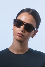 Isle Of Eden - Remi Sunglasses, Tortoise