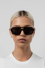 Isle Of Eden - Lola Sunglasses, Black