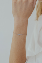 Sophie - Love Lily Bracelet, Gold