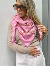 Dark Hampton - The McRae Wool Silk Scarf, Pink Brown
