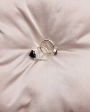 Meadowlark - Protea Ring Petite, Onyx/Sterling Silver