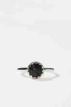 Meadowlark - Protea Ring Petite, Onyx/Sterling Silver