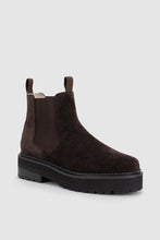 Chaos & Harmony - Queens Boot, Bitter Choc Suede