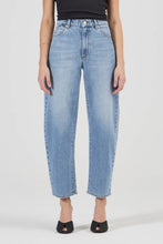 Rollas - Gigi Barrel Jean, Surrender
