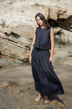 Sophie - Shell Buttons Top, Black