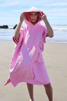 Dark Hampton - Sag Harbour Hooded Towel, Pink Red Stripe