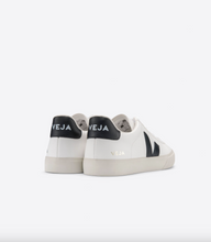Veja - Campo Chromefree Leather Sneaker, Extra White Black