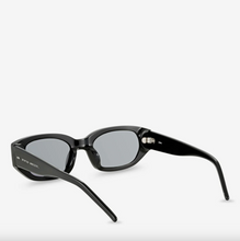 Status Anxiety - Luna Sunglasses, Black