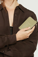 Saben - Winona Card Holder, Eucalyptus