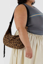 Baggu - Medium Nylon Crescent Bag, Leopard