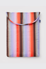 Baggu - Puffy Laptop Sleeve 16", Gradient Stripe Poppy & Lilac