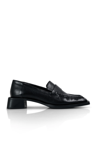 Commonplace – Chelsea Loafer, Black