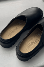 Commonplace x McKinlays - Anderson Slip On, Black