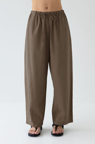 Sophie - Effortless Pant, Cocoa