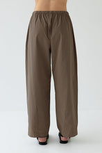 Sophie - Effortless Pant, Cocoa