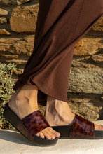 La Tribe - Platform Slide Animal, Black