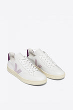 Veja - V 12 Leather Sneaker, Extra White Parme Magenta