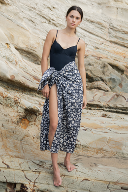 Sophie - Sarong, Coast