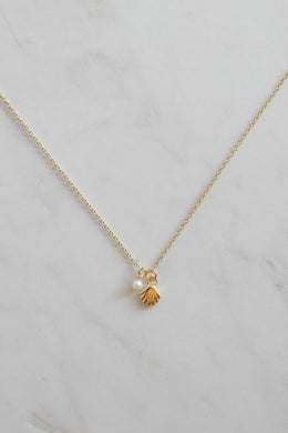 Sophie - She Shell Necklace, Gold/Pearl