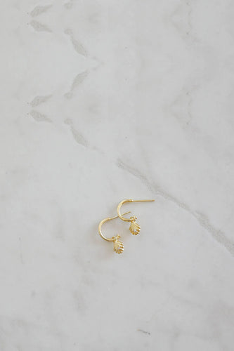 Sophie - She Shell Hoop Studs, Gold